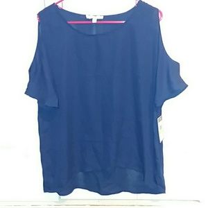 Chaus brand nwt cold-shoulder blouse